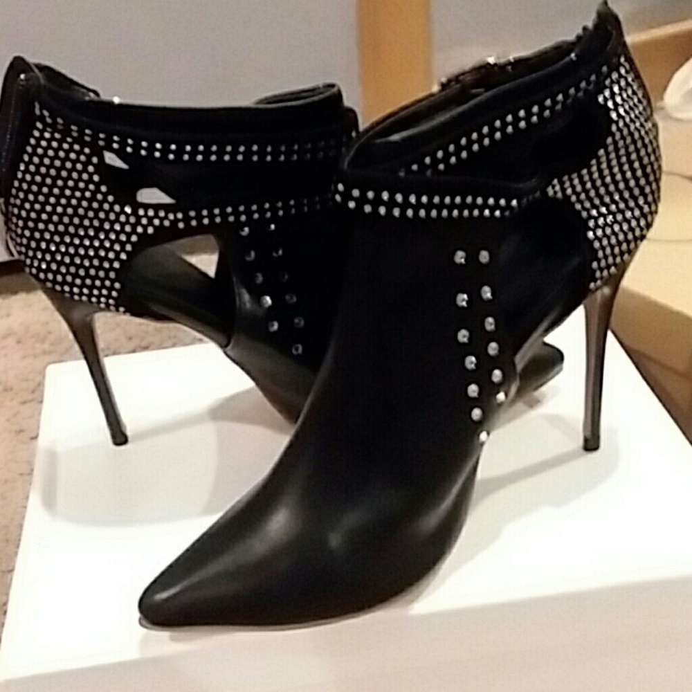 ladies booties